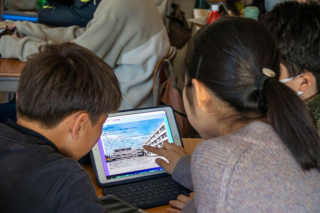 小学生と同じ目線でサポート